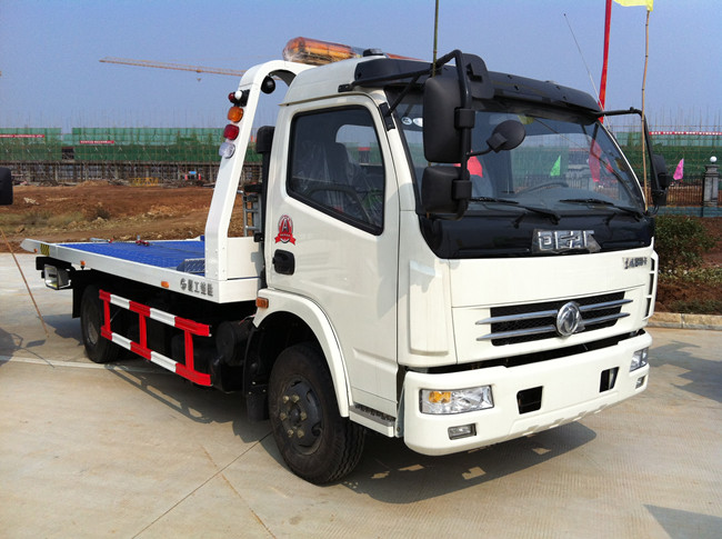東風(fēng)一拖二平板清障車（國四）